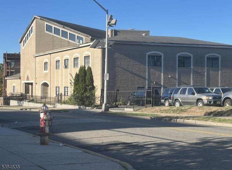 400 Dr Mlk Jr Blvd - Photo 1