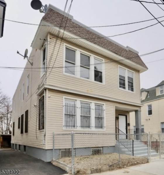 445 S 15Th St - Photo 1