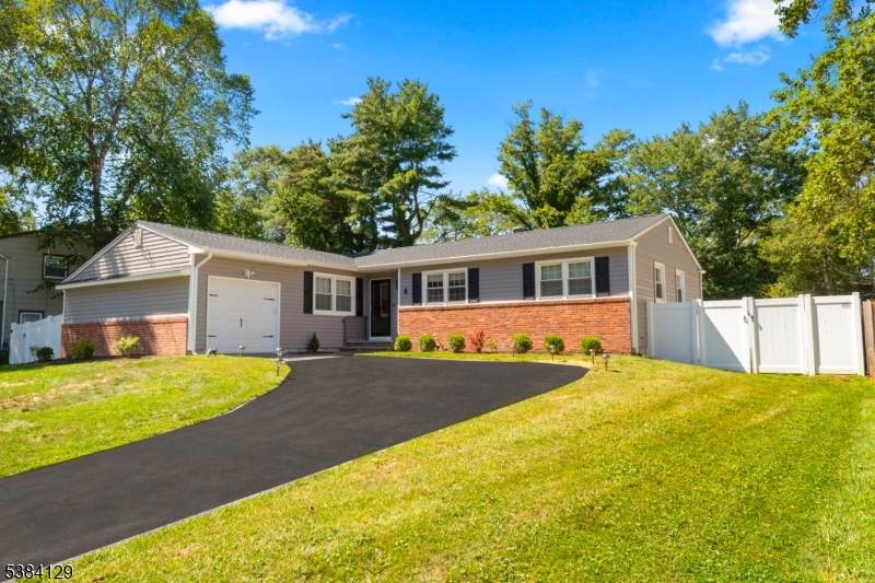 6 Hillsdale Rd - Photo 1