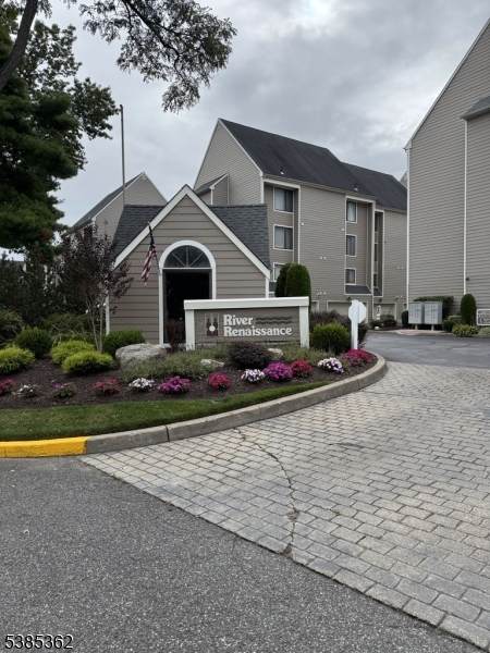 905 River Renaissance - Photo 1