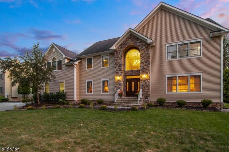 711 Park Rd - Photo 1