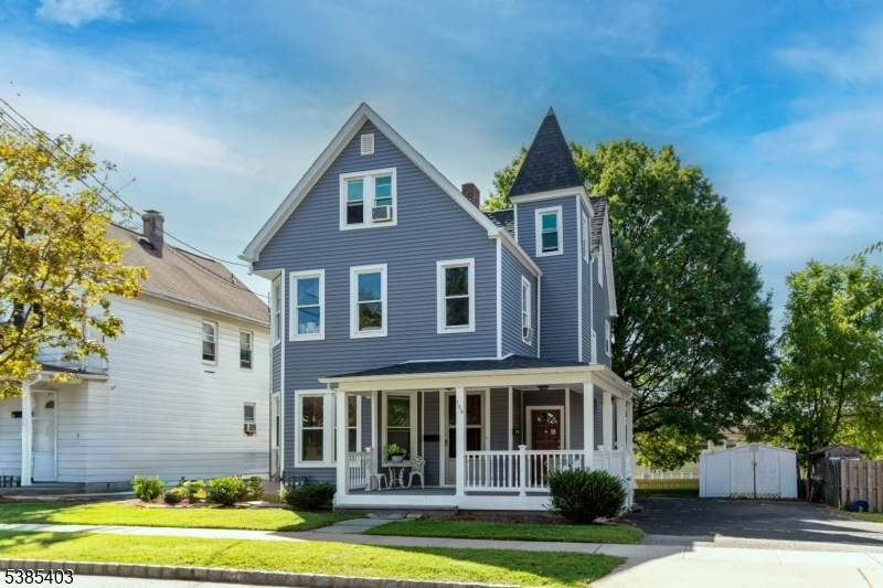 126 W High St - Photo 1