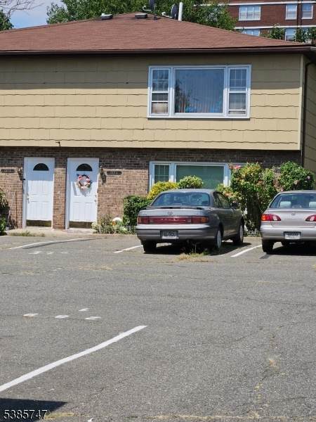 289 Clerk St - Photo 1