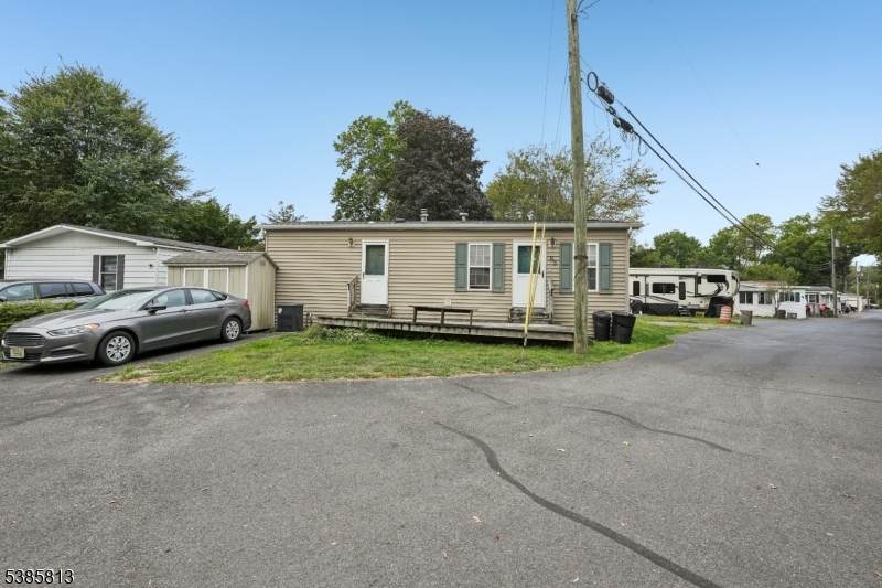 600 Pulis Ave - Photo 1