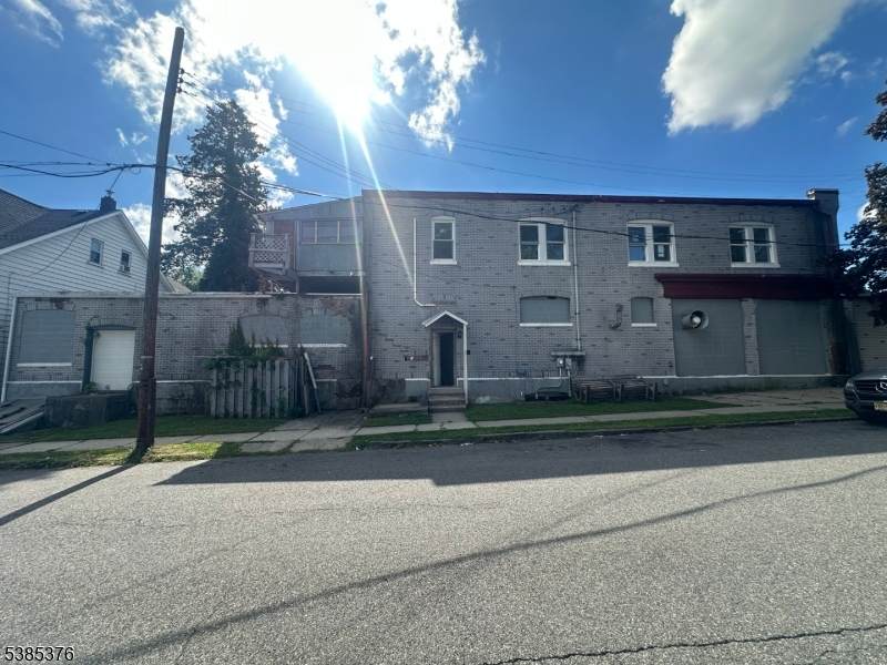 105 Filmore St - Photo 1