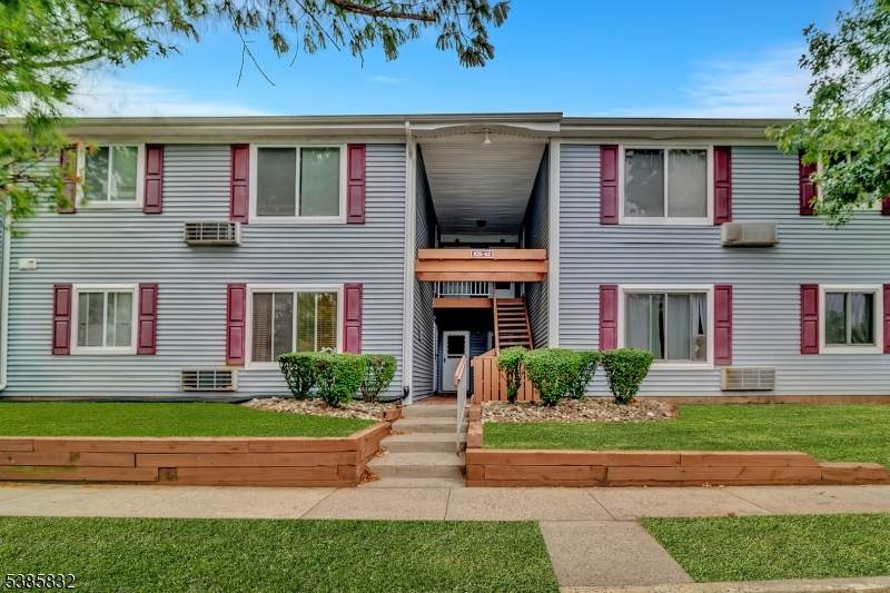 112 Aimwick Ct - Photo 1