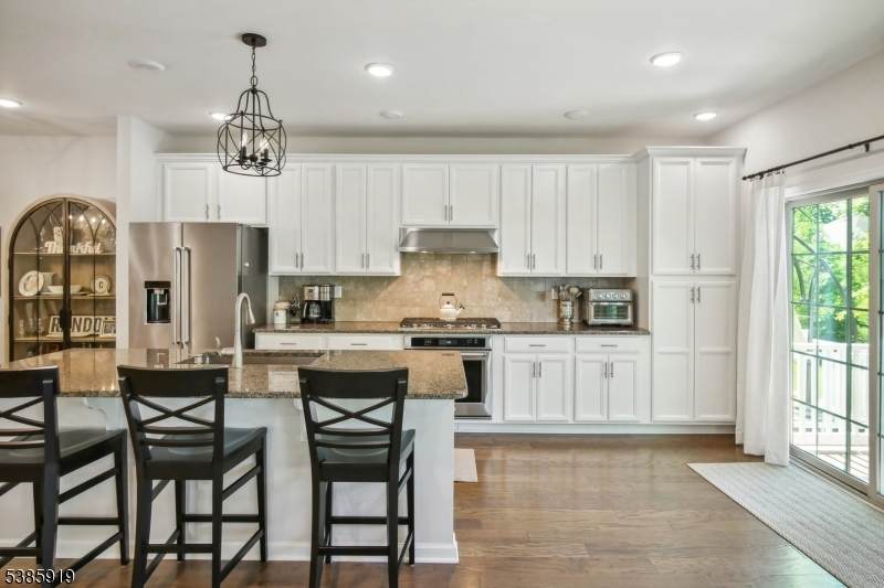 56 Albert Ct - Photo 1