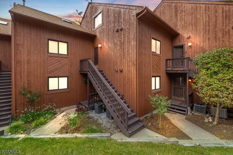 4 Attitash Dr Unit 6 - Photo 1