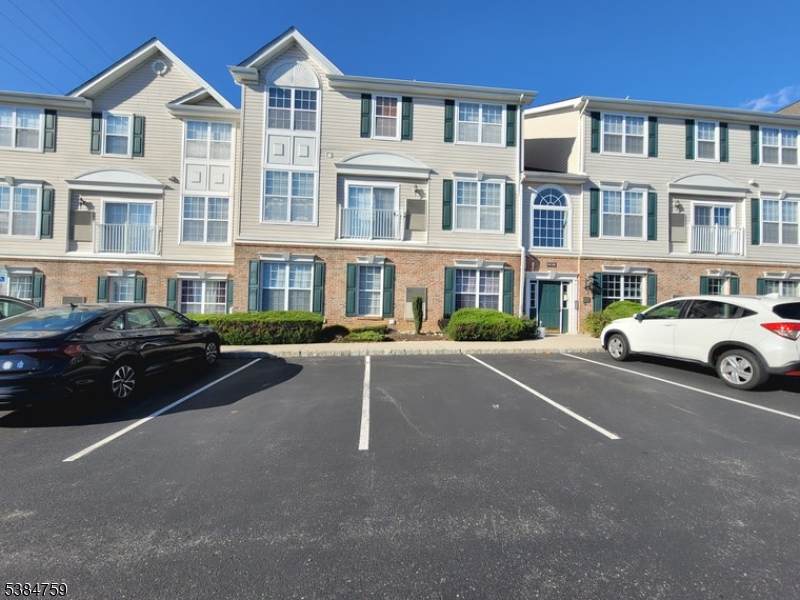 225 Windmill Ct - Photo 1