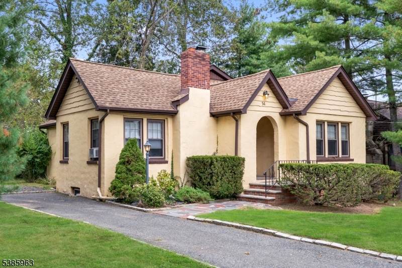 14 Burnet Hill Rd - Photo 1