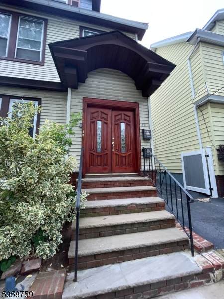 32 Underwood St - Photo 1