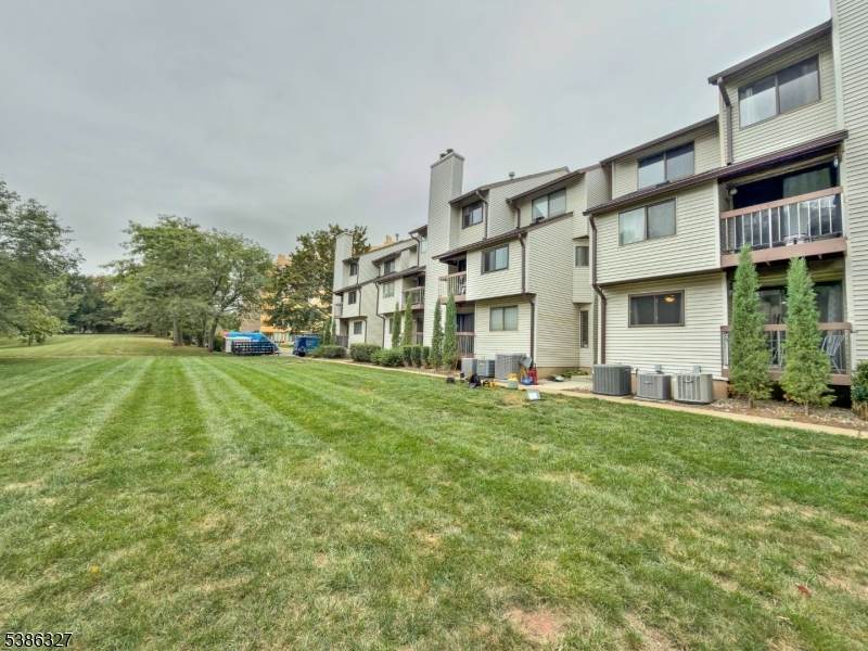 3610 Royce Ct - Photo 1