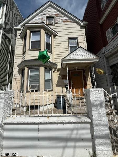 21 Elliott St - Photo 1