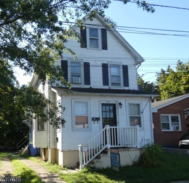 1415 Roosevelt Ave - Photo 1