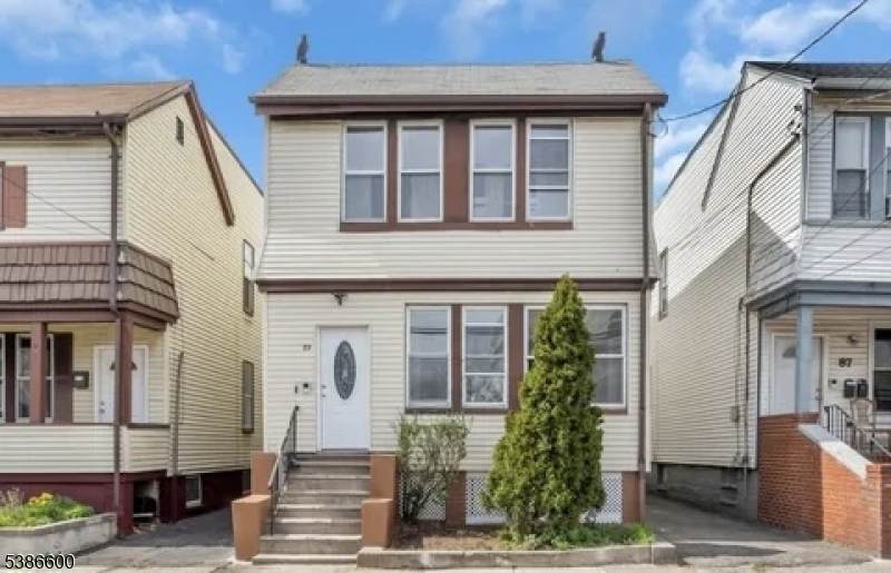 89 Schley St - Photo 1