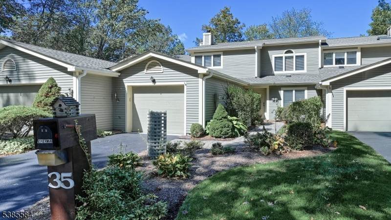 35 Stone Row Ln - Photo 1