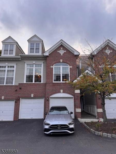 111 Riverwalk Way - Photo 1