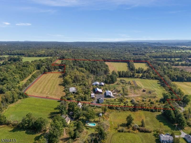 16 Hewitt Rd - Photo 1