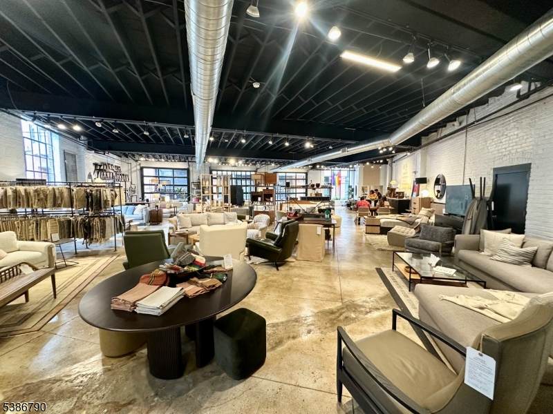 5 S. Willow St - Photo 1