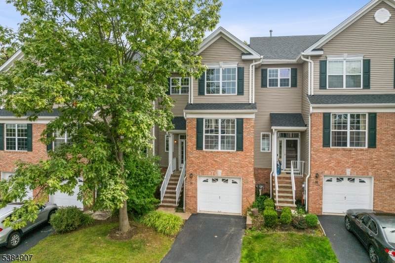 32 Kennedy Ct - Photo 1