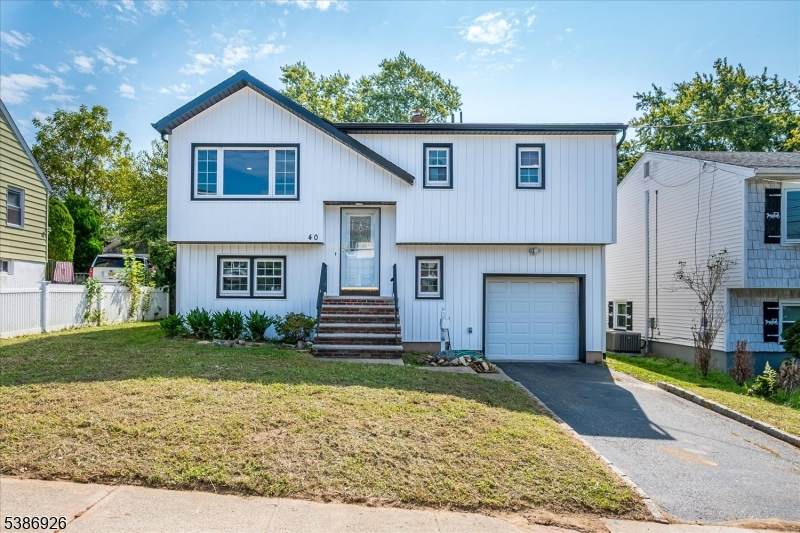 40 Brown Ave - Photo 1