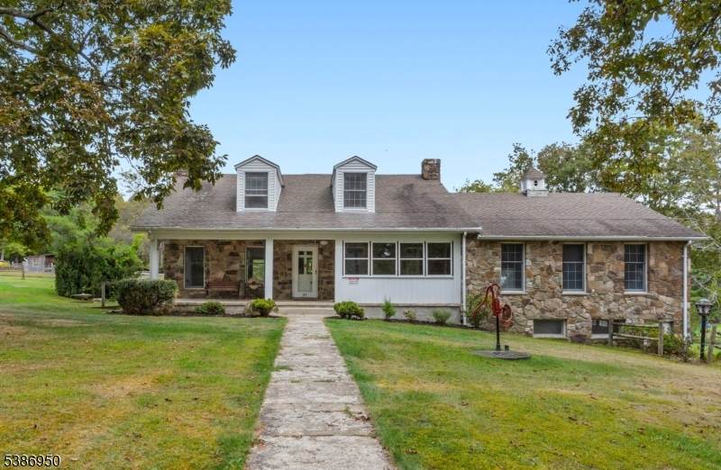 87 Glen Rd - Photo 1