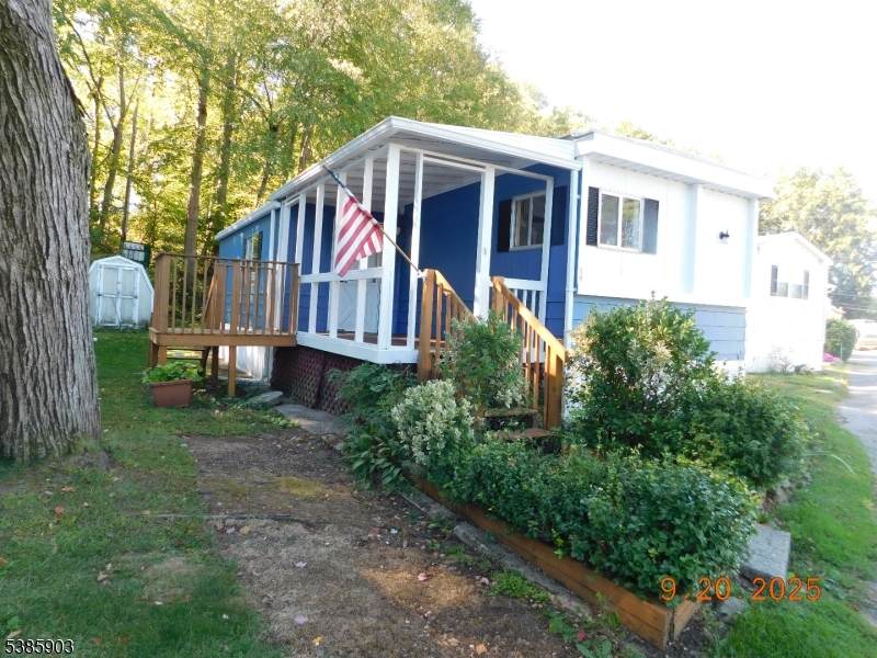 59 Back Street - Photo 1