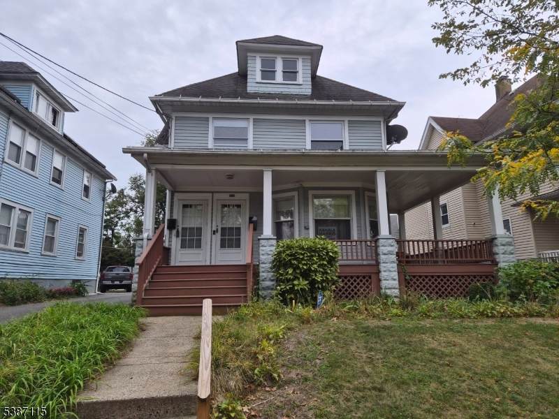 510 E 7Th St - Photo 1