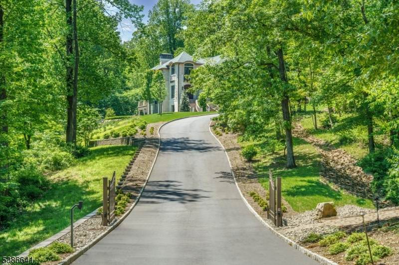 4 Mason Hill Road - Photo 1