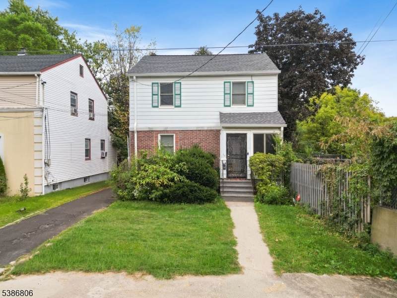 326 Eastern Pkwy - Photo 1