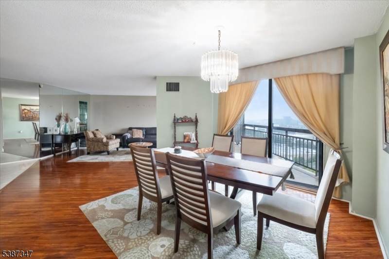 2006 Harmon Cove Tower - Photo 1