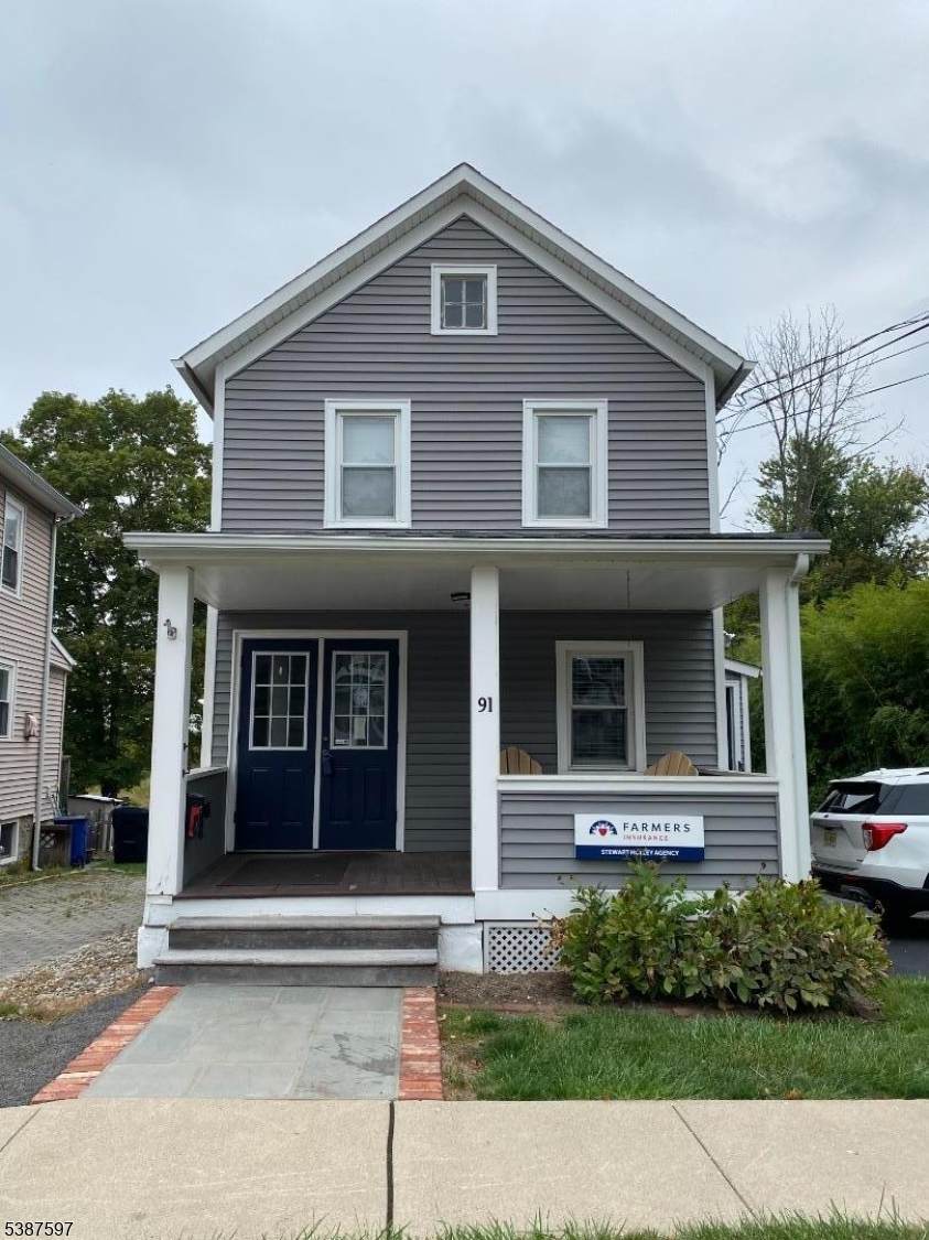 91 Trinity St - Photo 1