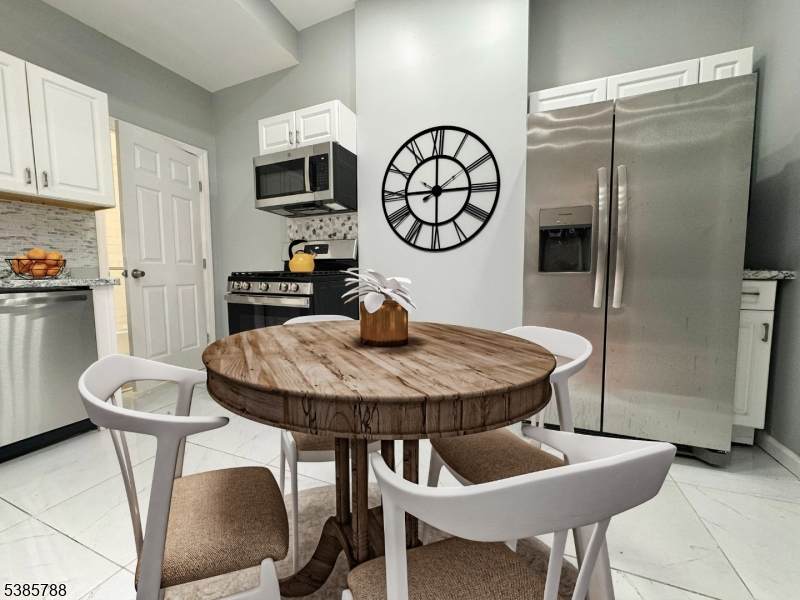 705 S 15Th St - Photo 1