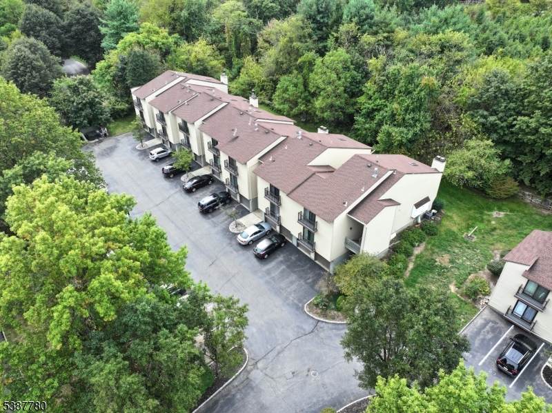 2109 Spruce Hills - Photo 1