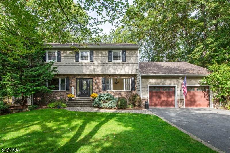 13 Holly Dr - Photo 1