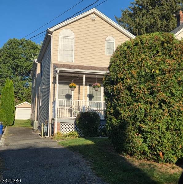 8 Highland Ave - Photo 1