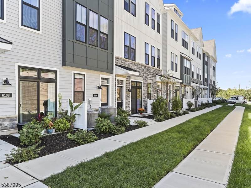 6105 Vivaldi Road - Photo 1