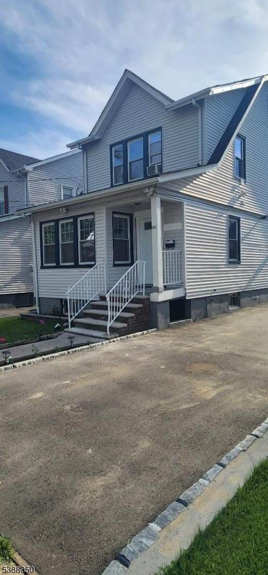 530 Drake Ave - Photo 1