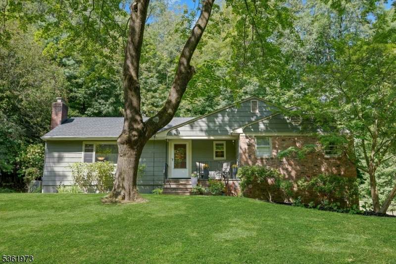 6 Brookfield Way - Photo 1