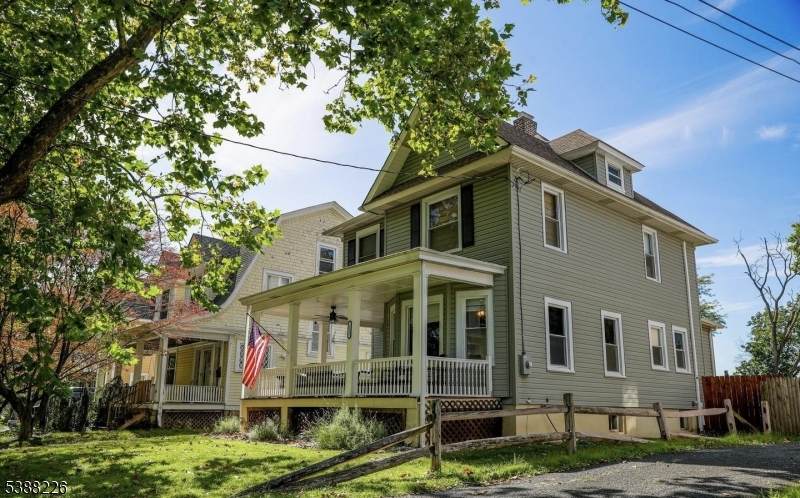 153 Westervelt Ave - Photo 1