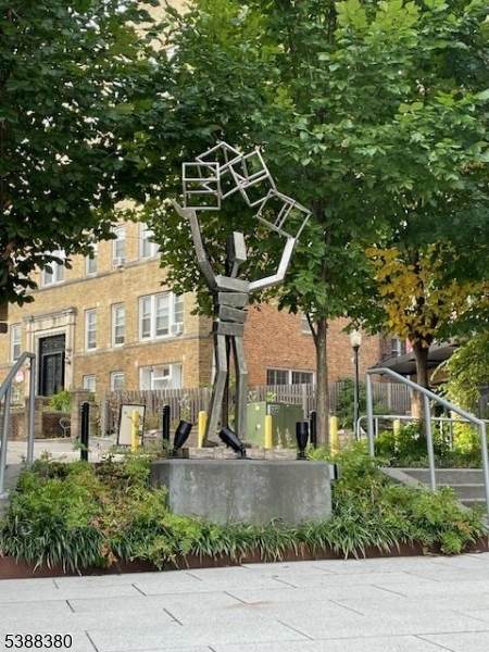 398 Bloomfield Ave - Photo 1