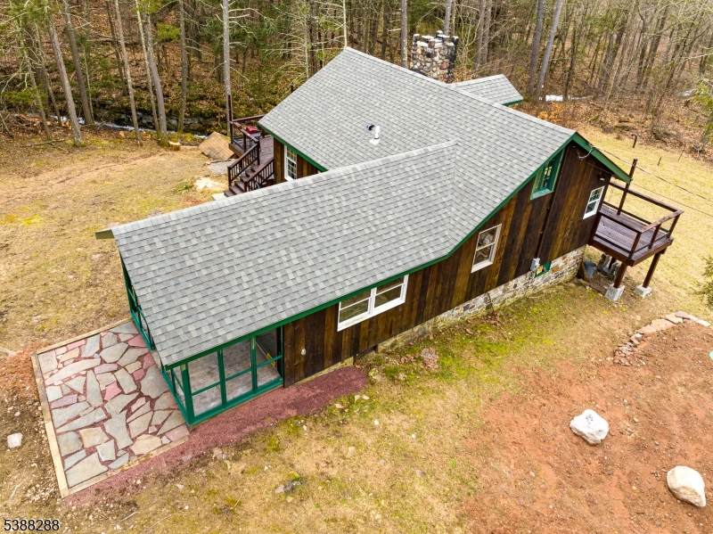 19 Twin Brook Dr - Photo 1