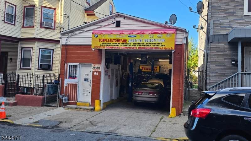 64 State St - Photo 1