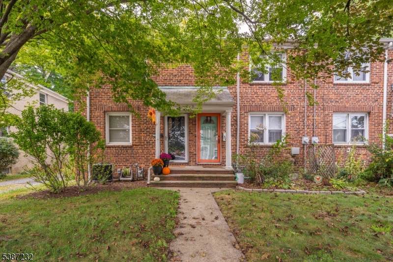 36 2Nd St - Photo 1