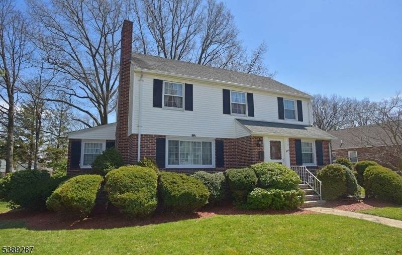 1259 Grandview Ave - Photo 1