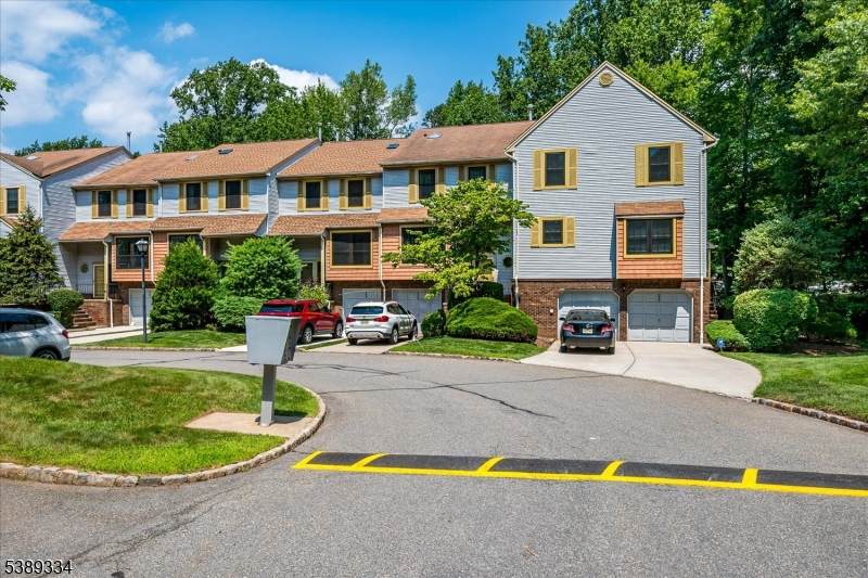 4807 Stonehedge Rd - Photo 1