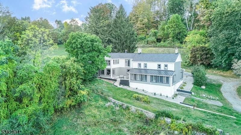 49 Mount Pleasant Road - Photo 1