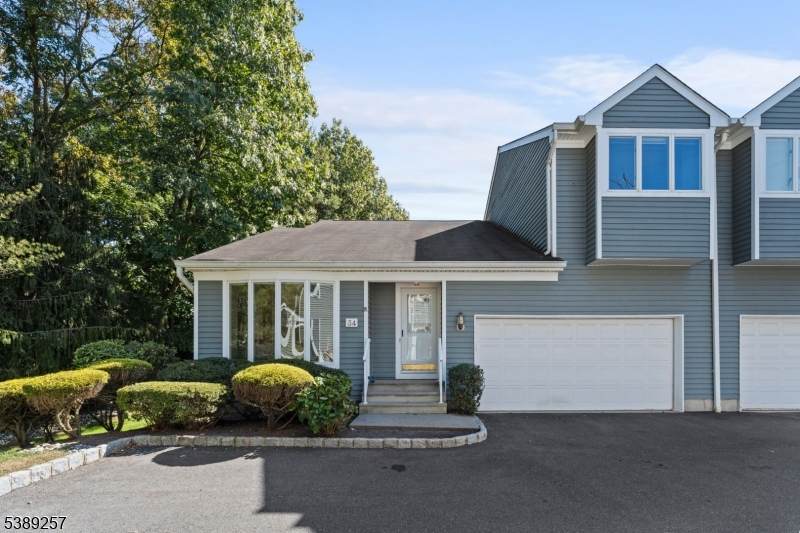 34 Meadowview Lane - Photo 1