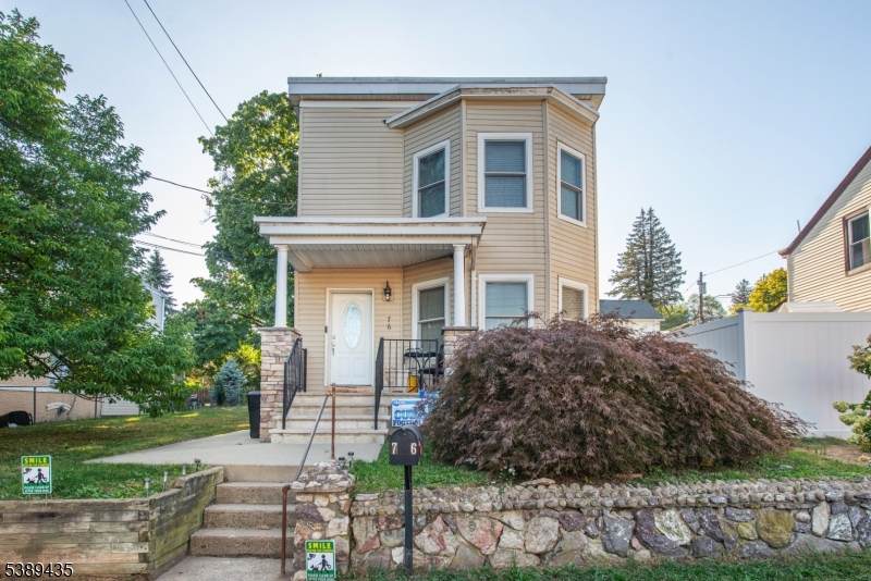 76 Mohawk Ave - Photo 1