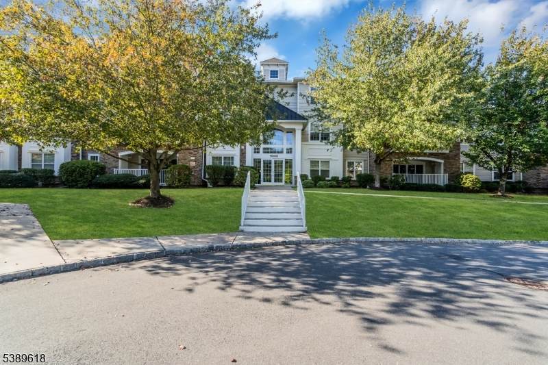 5212 Chesterwood Way - Photo 1